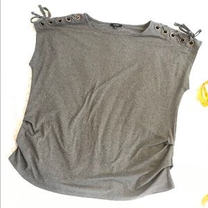 AUW Top NWOT gray color XL